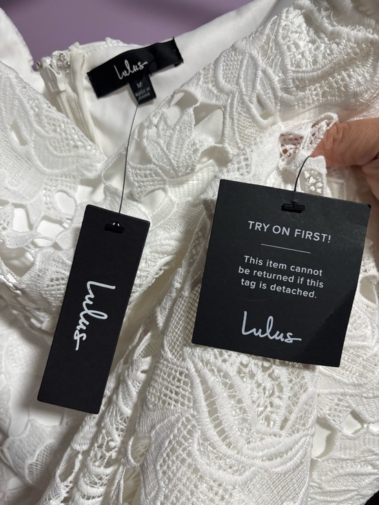 Lulus Divine Beauty White Lace Midi Dress With Pockets, NWT Size M - Picture 6 of 6